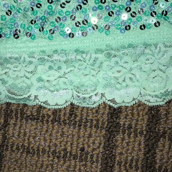 Strapless Bralet - Picture 4 of 8